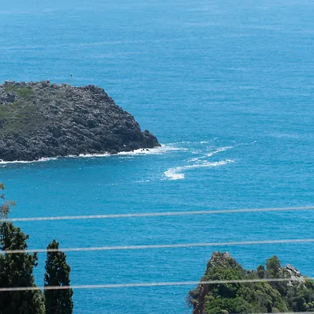 Spyridoula 1 Lägenhetshotell 3*